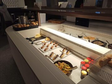 Air France Lounge Paris Charles De Gaulle Terminal 2f Obst Suessigkeiten