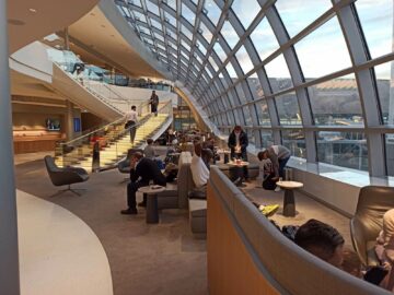 Air France Lounge Paris Charles De Gaulle Terminal 2f Untergeschoss Fensterfront
