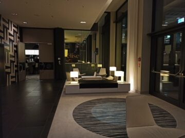 Steigenberger Airport Hotel Berlin Blick Auf Restaurant