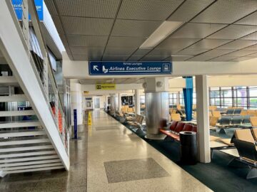 Airlines Executive Lounge Barbados Wegweiser 2