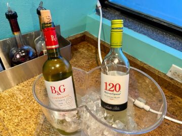 Airlines Executive Lounge Barbados Weisswein
