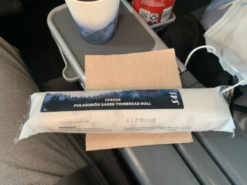 Sas Premium Economy Snack 1