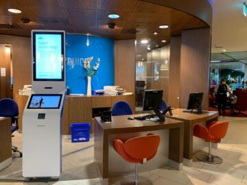 Klm Schengen Crown Lounge 25 Servicedesk