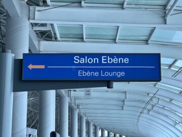 Salon Ebene Brazzaville Maya Maya Airport Wegweiser