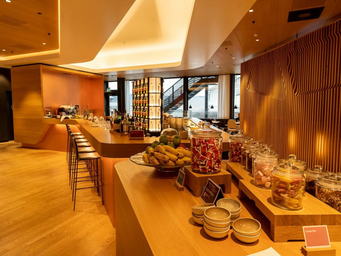 Swiss First Class Boeing 777 Blick In Die Lounge