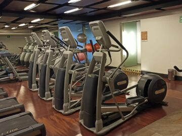 Hilton Mexico City Reforma Fitnessraum Crosstrainer