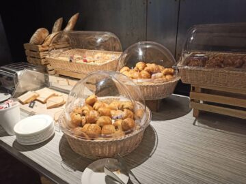 Hilton Mexico City Reforma Fruehstueck Brot