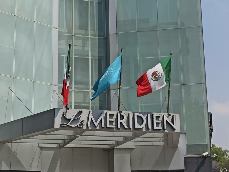 Le Meridien Mexico City Eingang Fassade