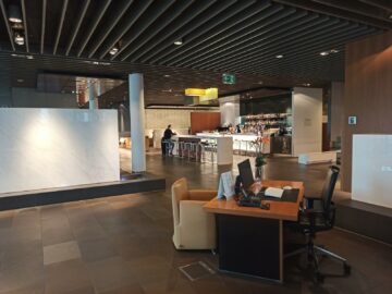 Lufthansa First Class Terminal Frankfurt Concierge Arbeitsplatz