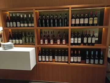 Lufthansa First Class Terminal Frankfurt Restaurant Weinauswahl