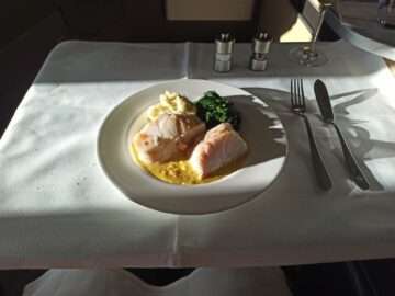 Review Lufthansa First Class Boeing 747 8 Mexico City Essen Hautgang Fisch