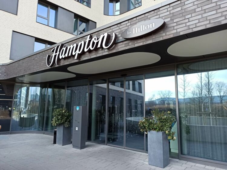 Hampton By Hilton Frankfurt Airport Eingang