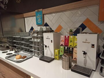 Hampton By Hilton Frankfurt Airport Fruehstueck Tee