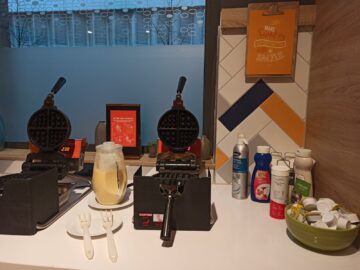 Hampton By Hilton Frankfurt Airport Fruehstueck Waffeln