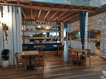 Turkish Airlines Business Lounge Istanbul Essbereich An Show Kueche