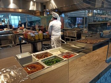 Turkish Airlines Business Lounge Istanbul Grillstation
