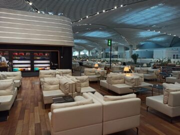 Turkish Airlines Business Lounge Istanbul Hinterer Teil Sessel