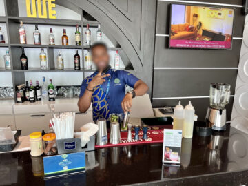Adinkra Lounge Accra Ghana Barkeeper