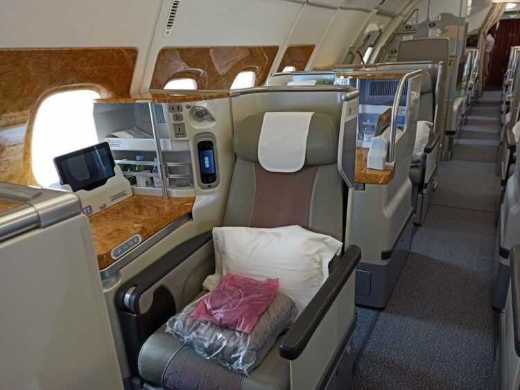 Emirates Business Class A380 Hinterer Teil Grosser Bereich