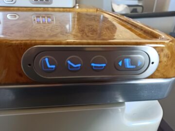 Emirates Business Class A380 Sitz Bedienelement
