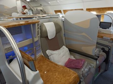 Emirates Business Class A380 Sitz Mittelsitze Mit Sichtschutz