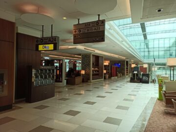Emirates Business Class Lounge Dubai Concourse A Gate 14