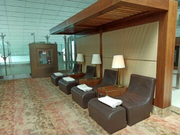Emirates Business Class Lounge Dubai Concourse A Ruhe Sessel