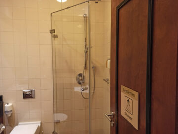 Emirates Lounge Frankfurt Dusche 2