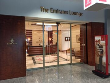 Emirates Lounge Frankfurt Eingang Schild
