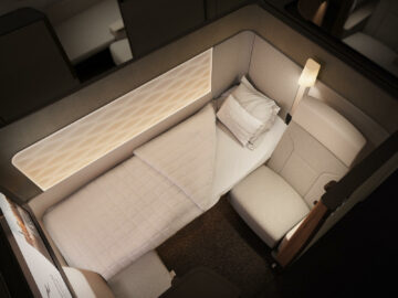 Qantas First Class A350 Bett Copyright