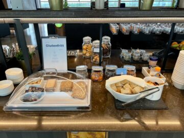 Bergen Lounge Buffet Snacks 1