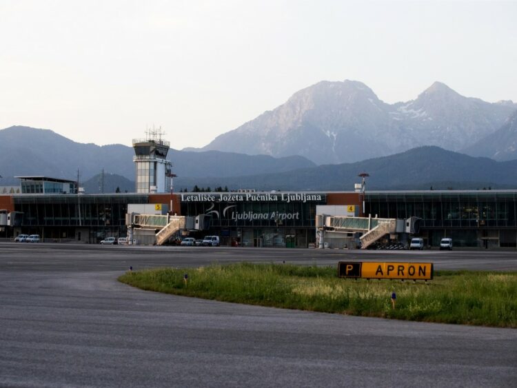 Flughafen Ljubljana Copyright