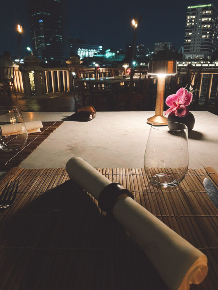 Peninsula Bangkok Thiptara Restaurant 6