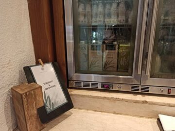 Grand Hyatt Bali Fruehstueck Milch Joghurt
