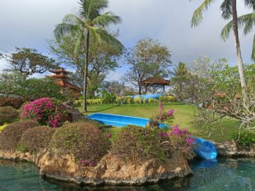 Grand Hyatt Bali Pools River Pool Rutsche