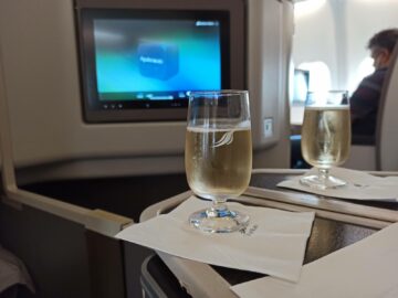 Srilankan Airlines Business Class Airbus A330 300 Champagner