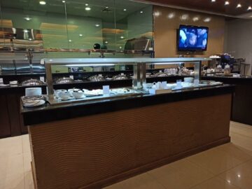 Srilankan Airlines Business Class Serendib Lounge Colombo Buffett