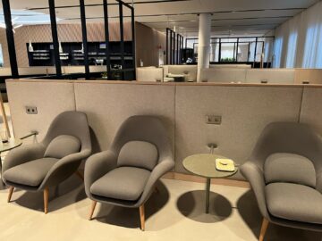 Finnair Business Lounge Helsinki Non Schengen Sitze 6