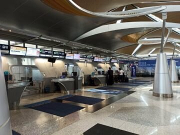 Malaysia Airlines Kuala Lumpur Check In Bereich Schalter
