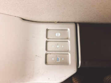 Oman Air Business Class A330 200 Bedienelemente 1