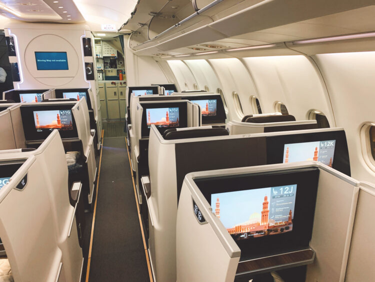 Oman Air Business Class A330 200 Kabine 2