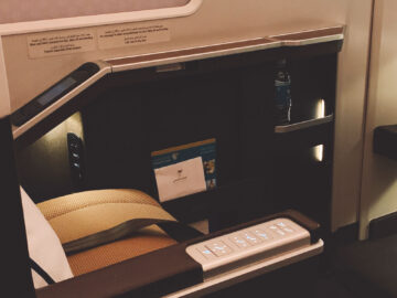 Oman Air Business Class A330 200 Sitz Mitte 2