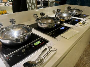 Qatar Airways Premium Lounge Bangkok Buffet 6