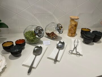 Qatar Airways Premium Lounge Bangkok Snacks