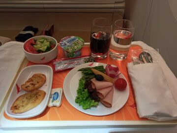 Air India Business Class Boeing 787 8 Abendessen Vorspeise