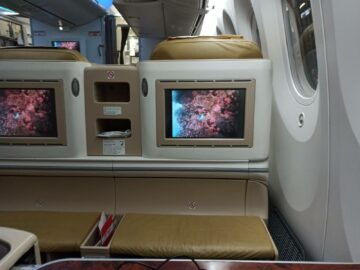 Air India Business Class Boeing 787 8 Bildschirm Staufach