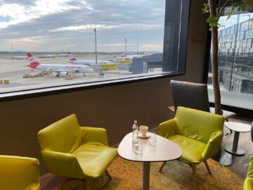 Austrian Airlines Senator Lounge F Gates Hintere Ecke