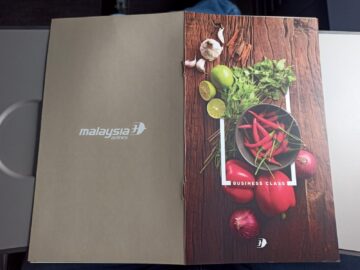 Malaysia Airlines Business Class Boeing 737 800 Menue Deckblatt