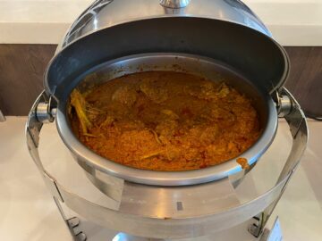 Malaysia Airlines Domestic Golden Lounge Kuala Lumpur Chicken Rendang