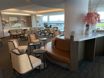 Malaysia Airlines Domestic Golden Lounge Kuala Lumpur Hinterer Sitzbereich